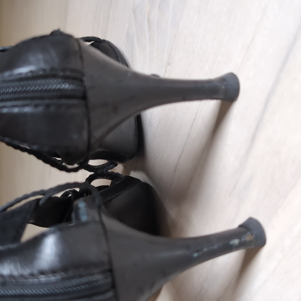 GUCCI Daryl Gladiator Black Leather Suede Strappy Open-toe Heels - Picture 5 of 7